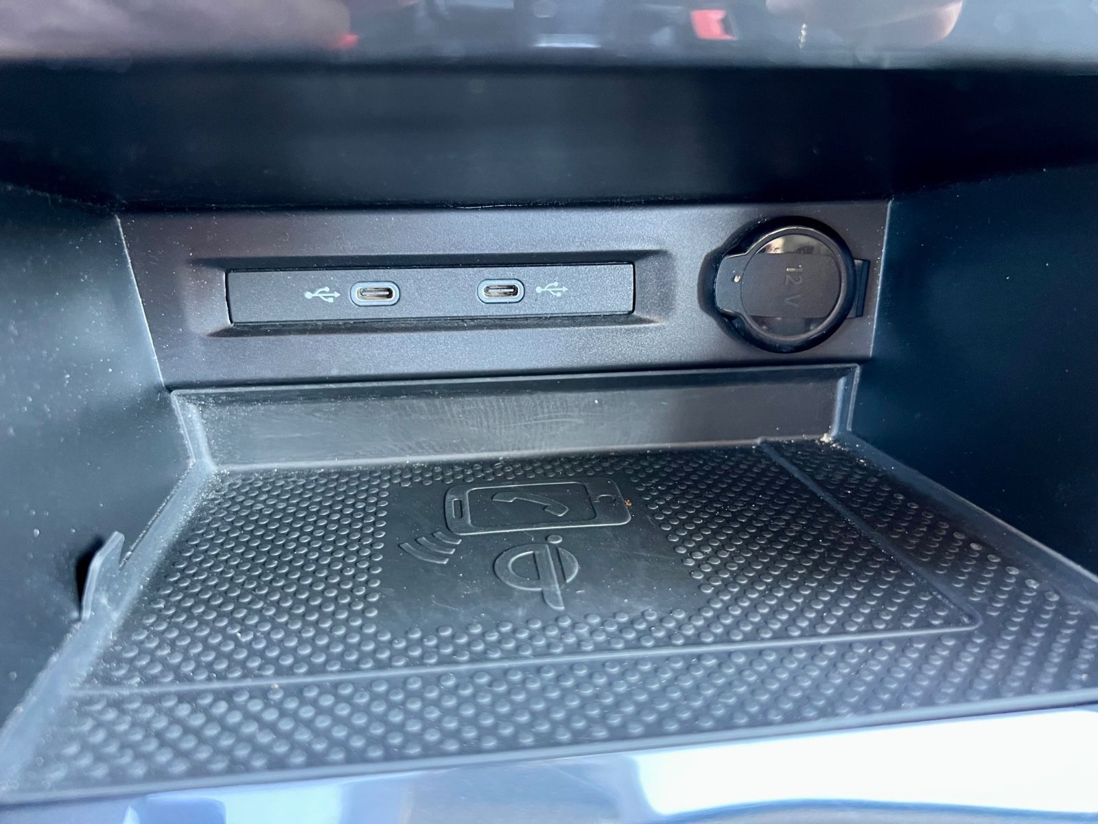 VW Tiguan 2.0 TDI Elegance 4Motion NAVI CAM SHZ