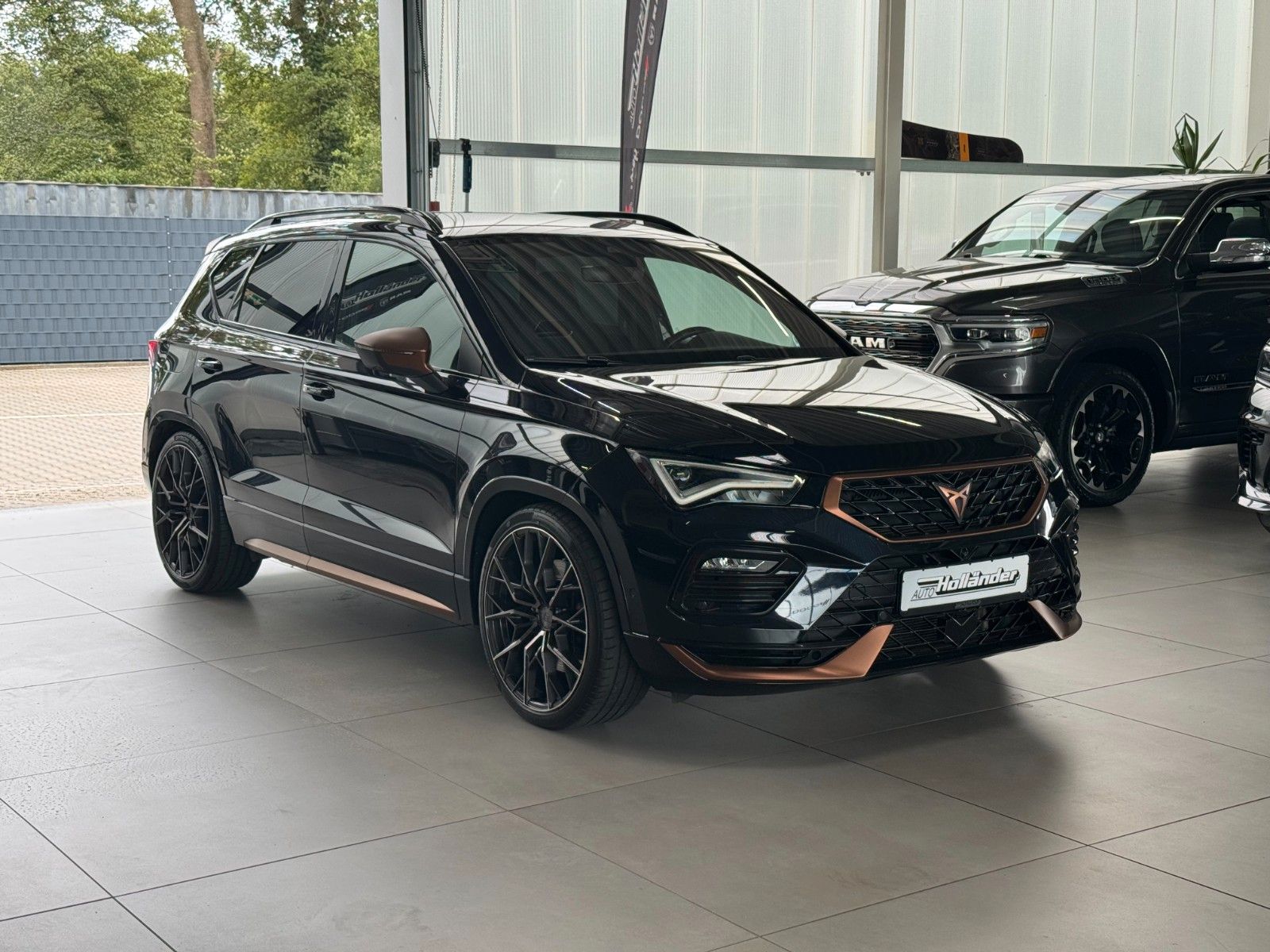 Fahrzeugabbildung CUPRA Ateca 2.0 TSI 4Drive  "CarGarantie bis 07/2029"