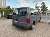 Volkswagen T6 .1 lang 8 SITZE*TEMPO*NAVI*APP*SHZ*PDC*AHK - Volkswagen T6 aus 2024