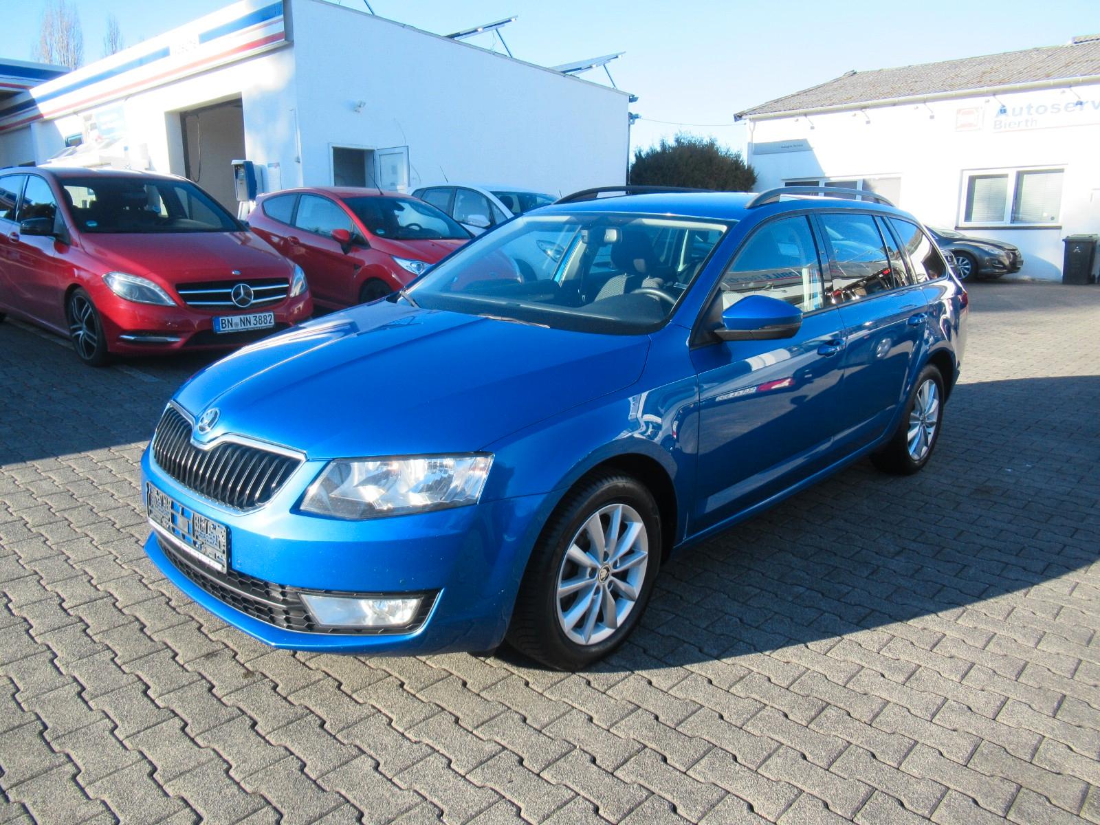 Skoda Octavia Combi Ambition (Zahnriemen+Wapu NEU)