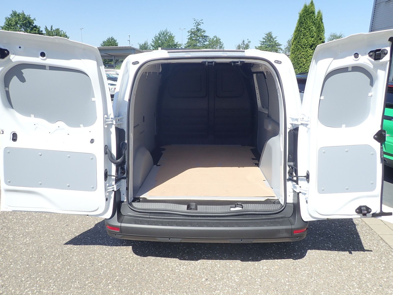 Fahrzeugabbildung Renault Kangoo Rapid Advance L2 Blue dCi 115 EDC MY26