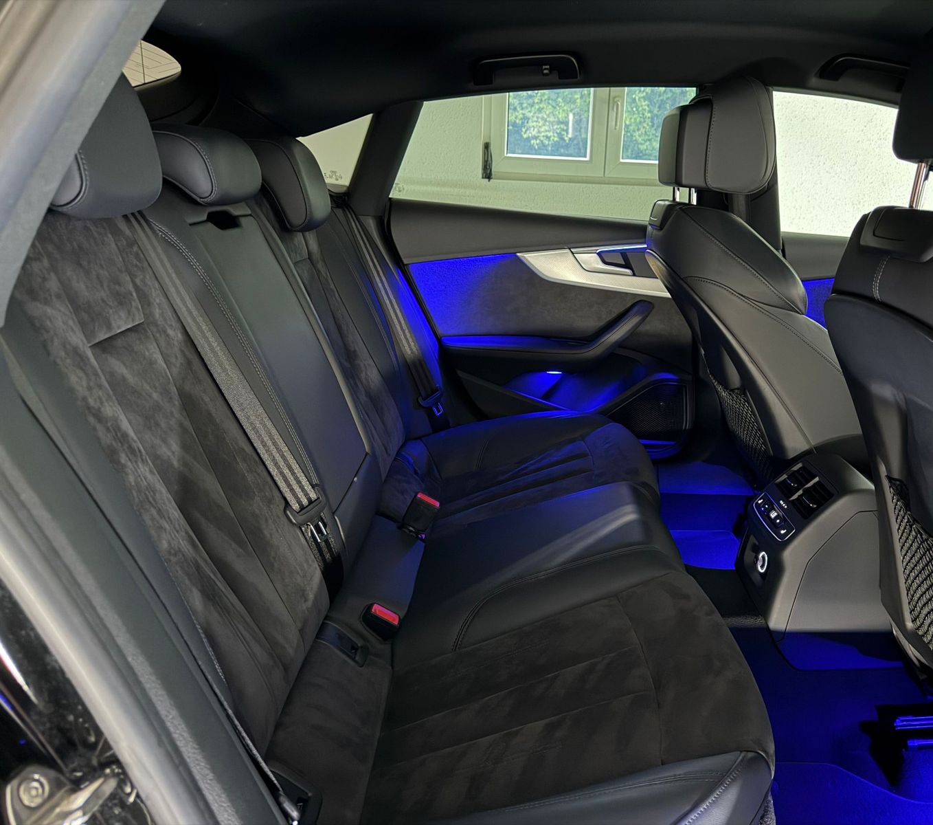 Fahrzeugabbildung Audi A5 Sportback 2.0 TDI S-LINE/360*/B&O/MASSAGE/ACC