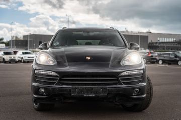 Porsche Cayenne - 2