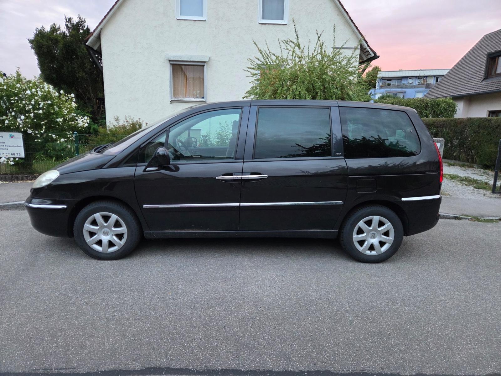 Peugeot 807