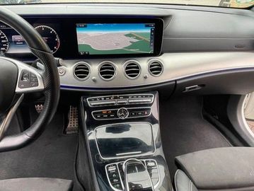 Mercedes E 220 - 10