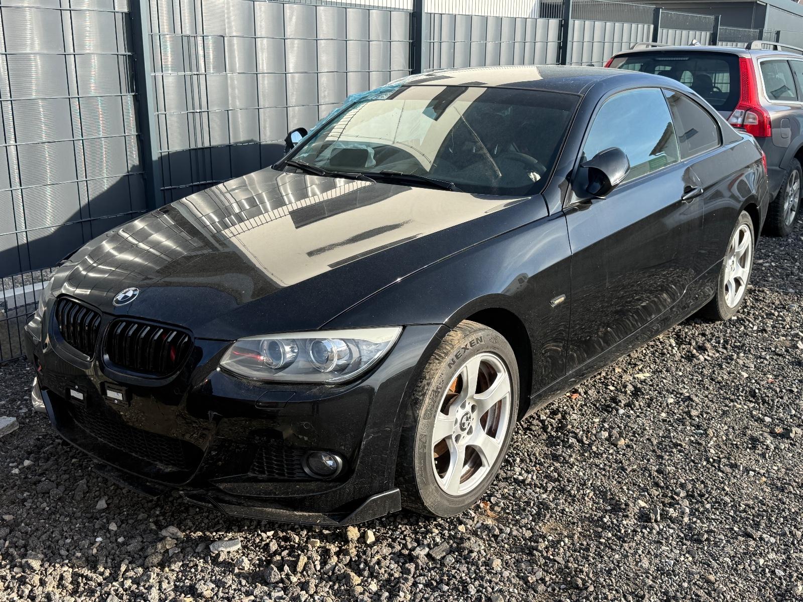 BMW 320 3 Coupe 320i M SportPaket/AUTOMATIK/NAVI/EU5