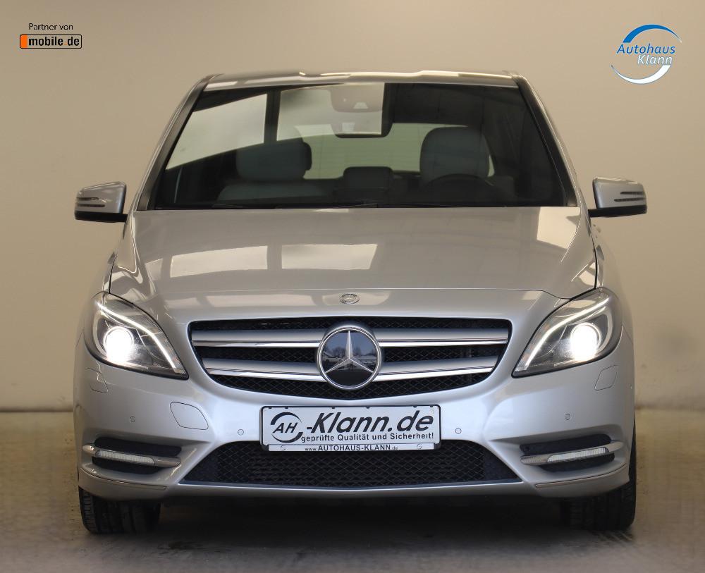 Mercedes-Benz B 200 156PS 7G Memory Leder RCAM AHK ACC