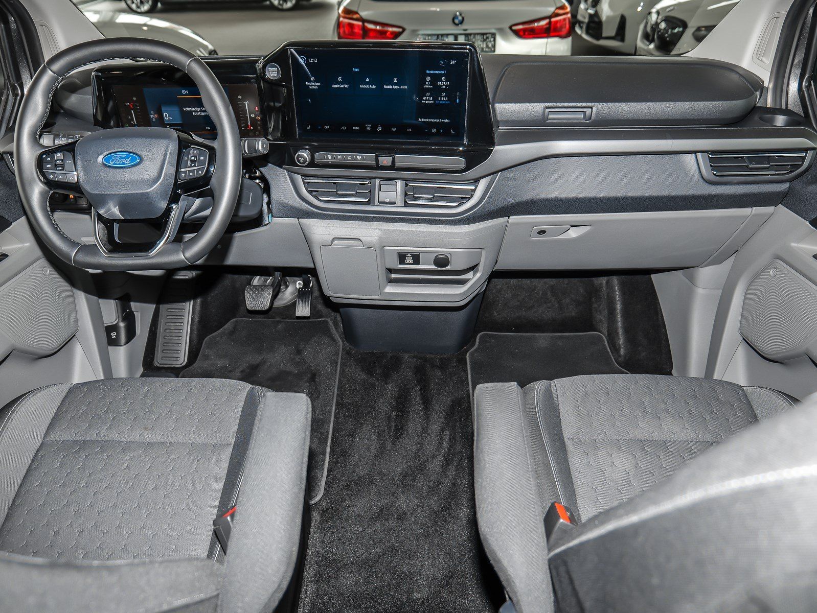 Ford Tourneo Custom 340 PHEV L1H1 VA Titanium Anhängk foto 3