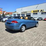 Ford Focus 2,0i TITANIUM TÜV 6.27 LEDER SITZH KLIMAAU - Ford Focus aus 2008: Titanium