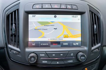 Fahrzeugabbildung Opel Insignia A Sports Tourer OPC 4x4 STANDH.|BOSE