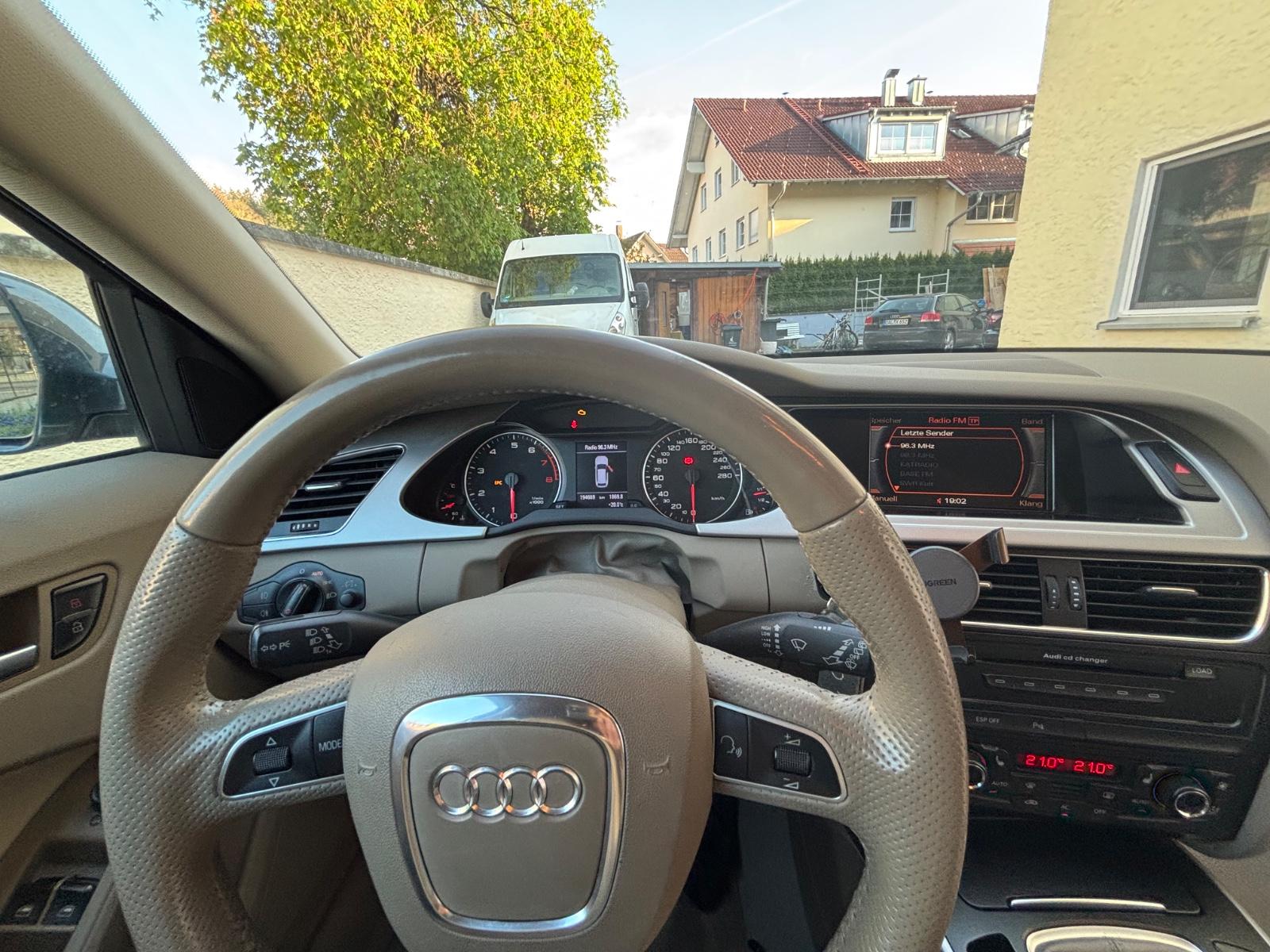 Audi A4 2008 — photo 5