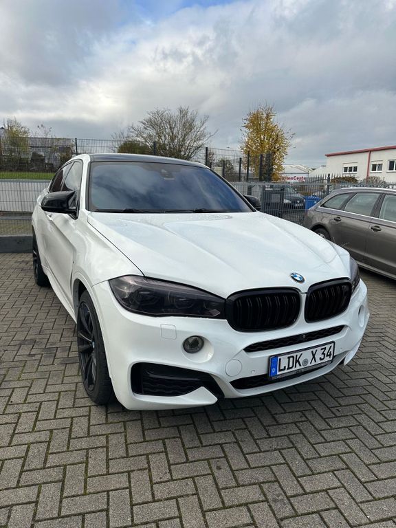 Image of BMW X6 M50