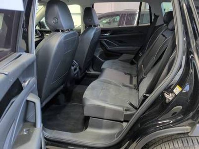 Tayron 1.5 TSI DSG Hybrid ELEGANCE AHK+LED+NAVI+