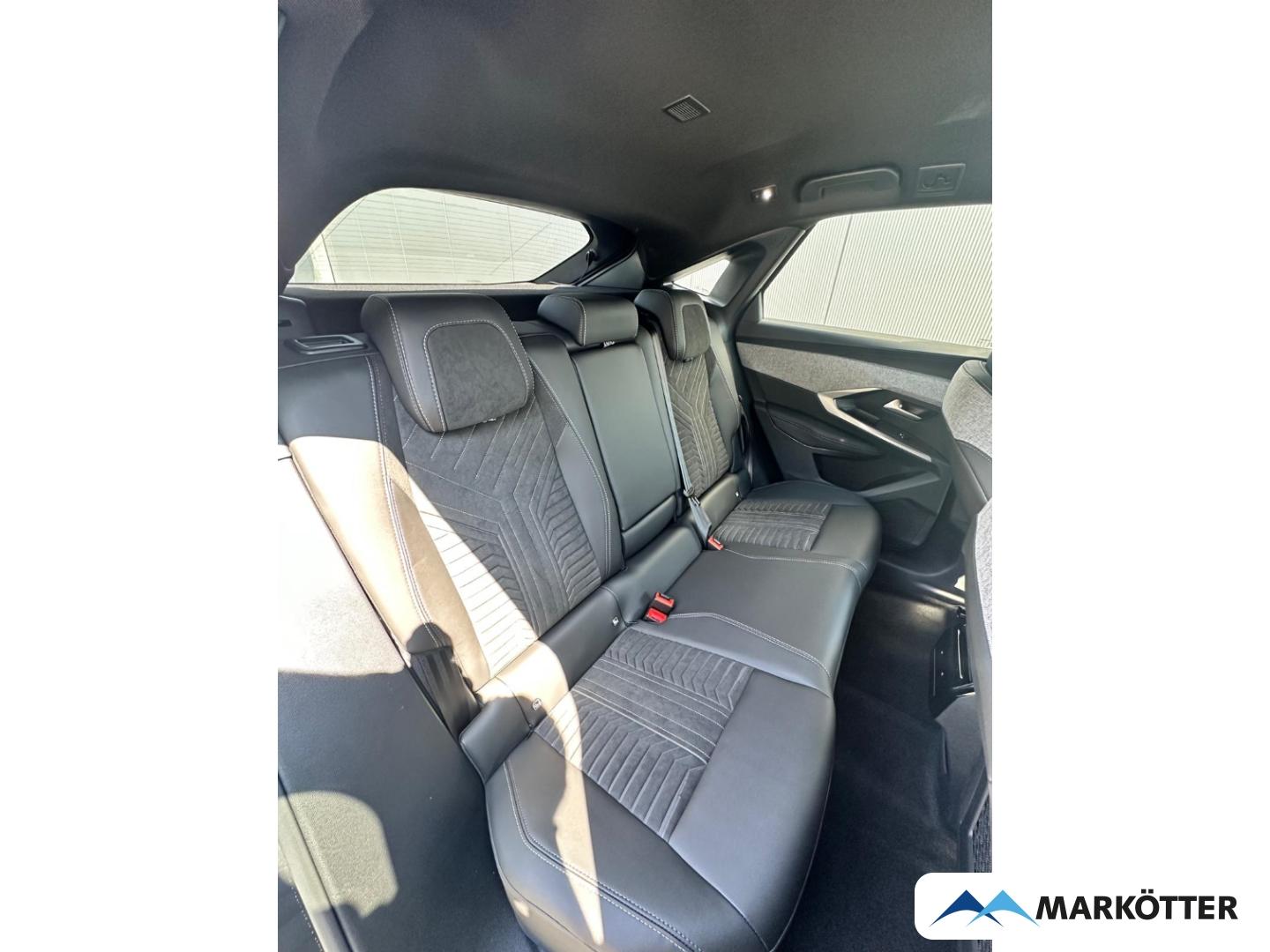 Peugeot 3008 MHEV145 GT AHK/Tot.winkl./Massage/Allwetter