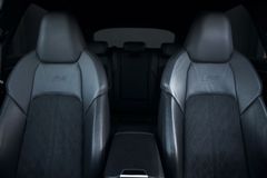 AUDI RS6 Avant 4.0 TFSI*Matrix*B&O*Dynamik*Keramik22"