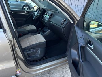 Volkswagen Tiguan - 8