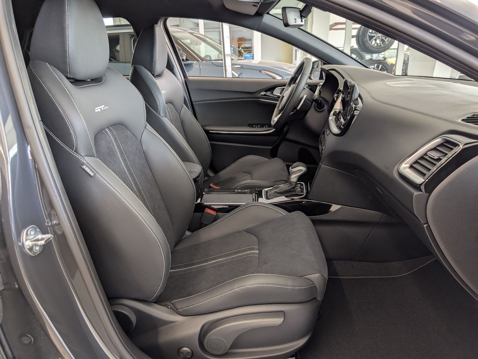 KIA XCeed 1.6 T-GDI 180 DCT7 GT-Line Leder – Bild 13