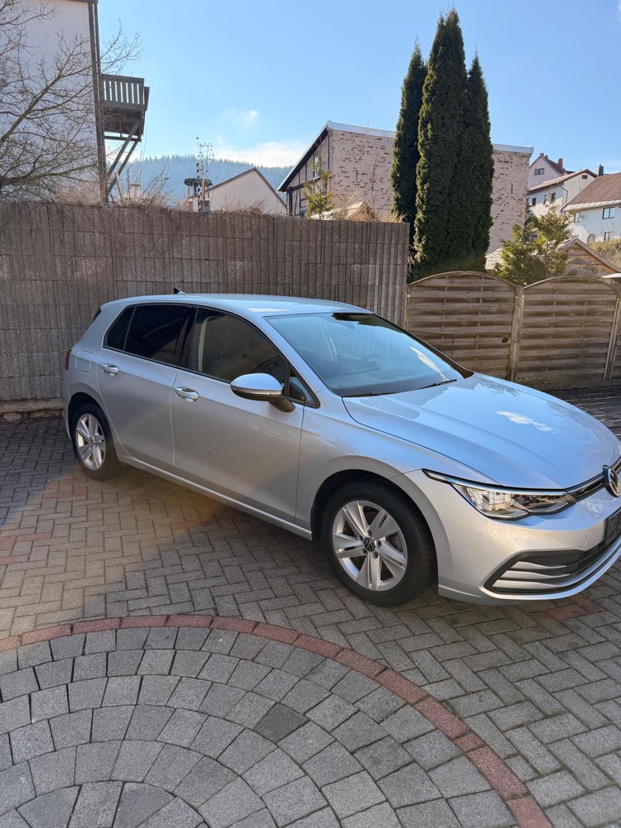Volkswagen Golf VIII Lim. Life eTSI, миниатюра 7