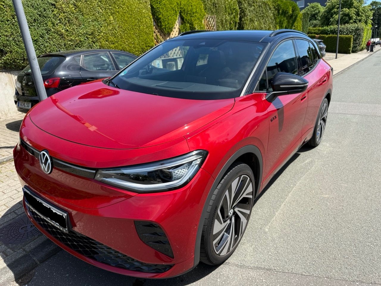VW ID.4 77 kWh GTX BatZert Gar. 11/27 WP Pano AHK 