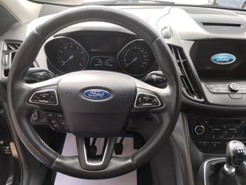 Ford Kuga - 10