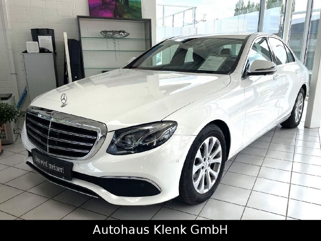 Mercedes-Benz E 220