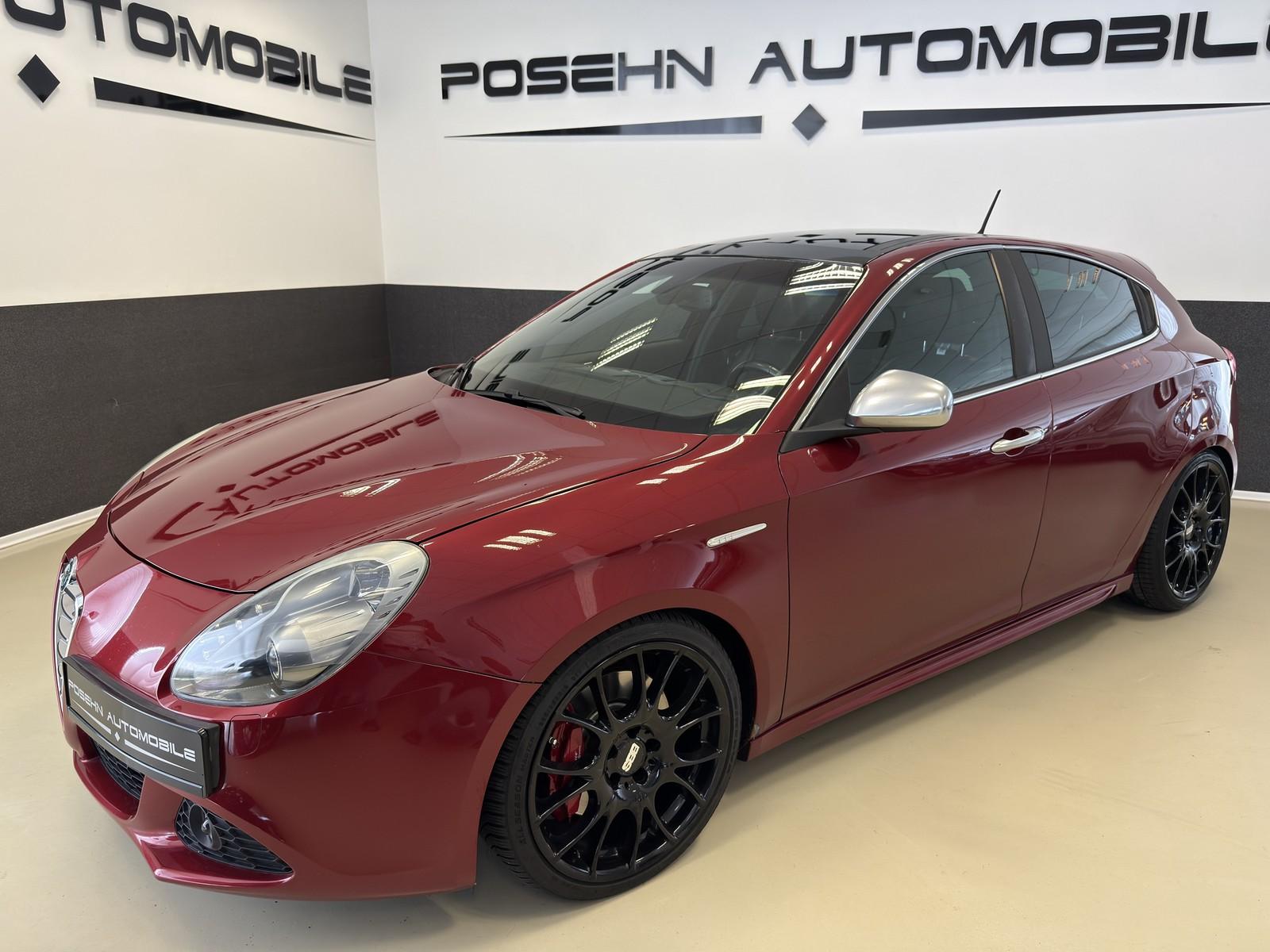 ALFA ROMEO GIULIETTA 1.8 TBI QUADRIFOGLIO VERDE 235ch - INTERIEUR CUIR - TOIT PANORAMIQUE - FREINS BREMBO - PHARES XÉNON