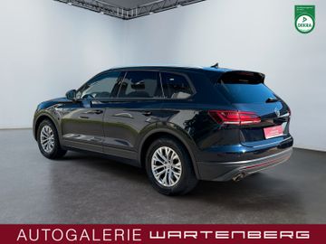 Volkswagen Touareg - 3