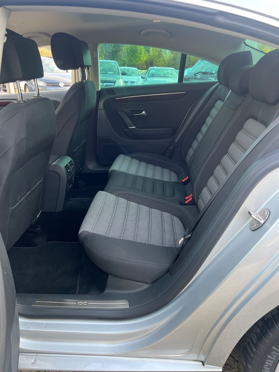 Fahrzeugabbildung Volkswagen Passat CC 2.0 TDI *KEYLESS*LED*KAMERA*NAVI*