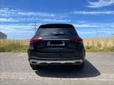 Mercedes-Benz Sehr gepflegter GLE 300 d 4MATIC AMG Paket  - Mercedes-Benz GLE 300 von privat