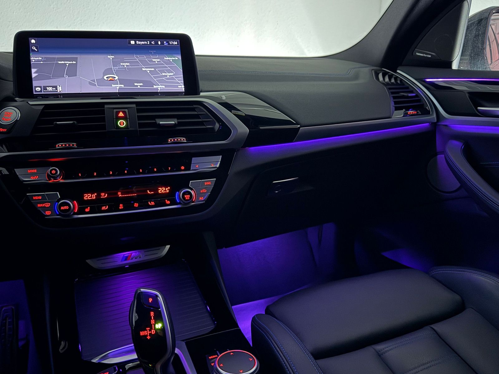 Fahrzeugabbildung BMW X3 M40 d Aut./M-SITZE/STHZ/LED/HuD/ACC/H&K