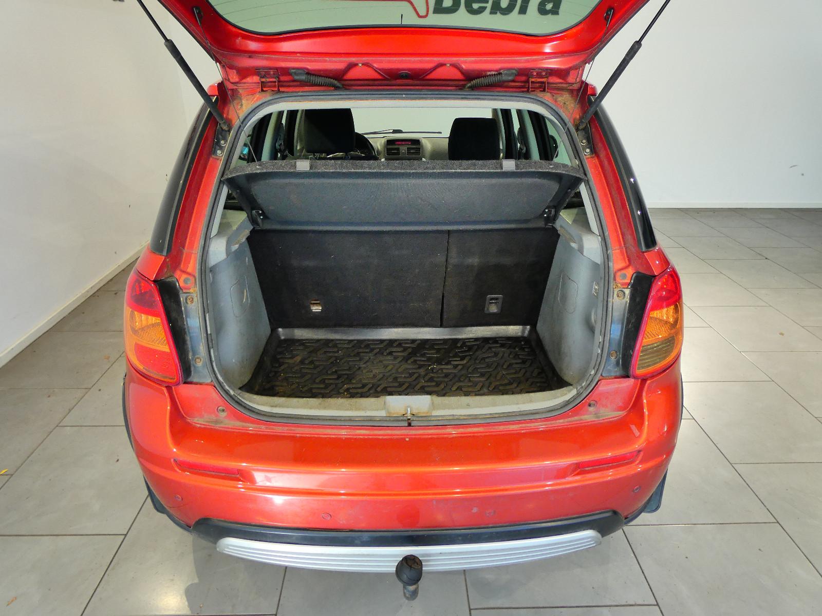 Suzuki SX4 1.9 Klima/AHK/Alu/PDC/SHZ/ZV+FB/MFL