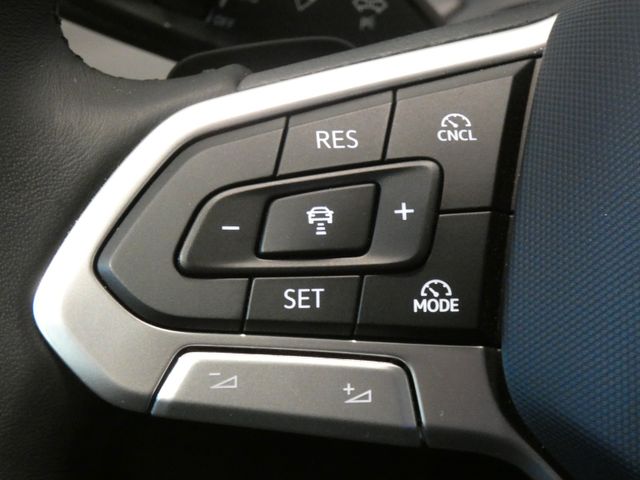 Passat Variant 1.5 TSI eHybrid Elegance AHK