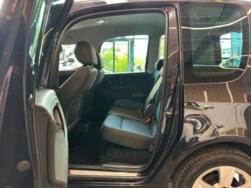 MYAUTOCENTER – Gebraucht- und Jahreswagen mit Werkstattservice in Pfaffenhofen Skoda Roomster Fresh *MSR*ASR*SITZHEIZUNG*