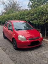 Toyota Yaris 1.0 linea luna - Toyota Yaris linea-luna