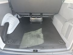 VW T6.1 Transporter 2.0 TDI Kombi LR Nav Ahk 9-Sitz VW T6.1 Transporter 2.0 TDI Kombi LR Nav Ahk 9-Sitz
