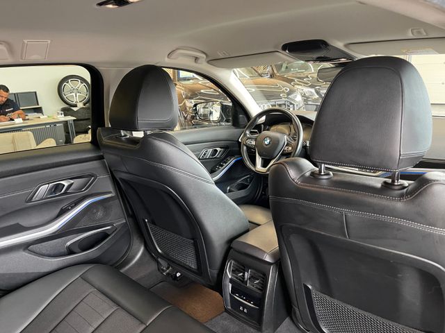 BMW 318d  Touring  Sport Line  *1.HAND*LED*NAVI*PDC*