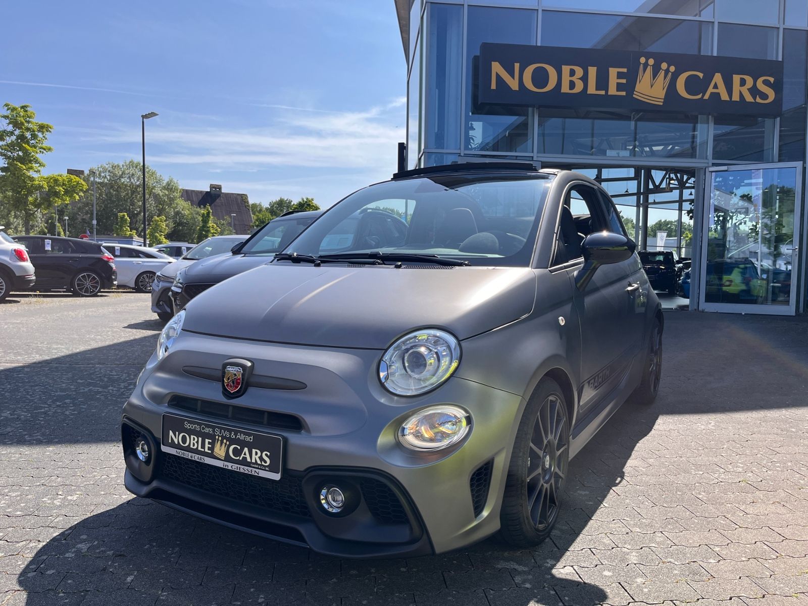 Fahrzeugabbildung Abarth 595C 595 C esseesse KLIMA XENON NAVI SHZ
