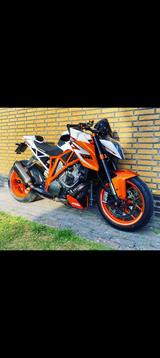 KTM 1290 SuperDuke SE - Offers