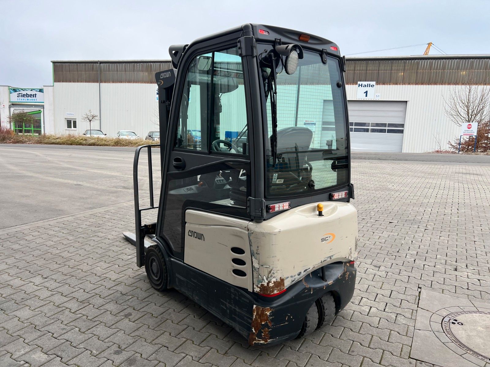 Fahrzeugabbildung Crown SCT6020-1.3 /Triplex: 4.30m / SS / 2.090h!