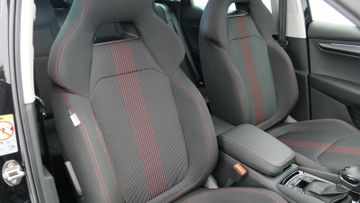 Skoda Karoq Style 2.0 TDI DSG 4x4  NAV PDC AREA-VIEW