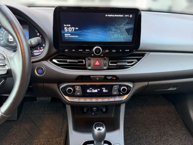 Fahrzeugabbildung Hyundai i30 Edition 30+ 1.0 T-GDI +NAVI+KLIMA+RFK+UVM+