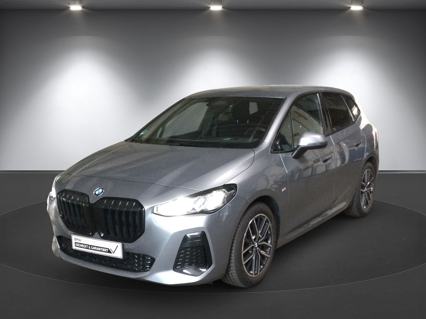 BMW 220 Active Tourer i M Sport Driving Assistant An foto 2