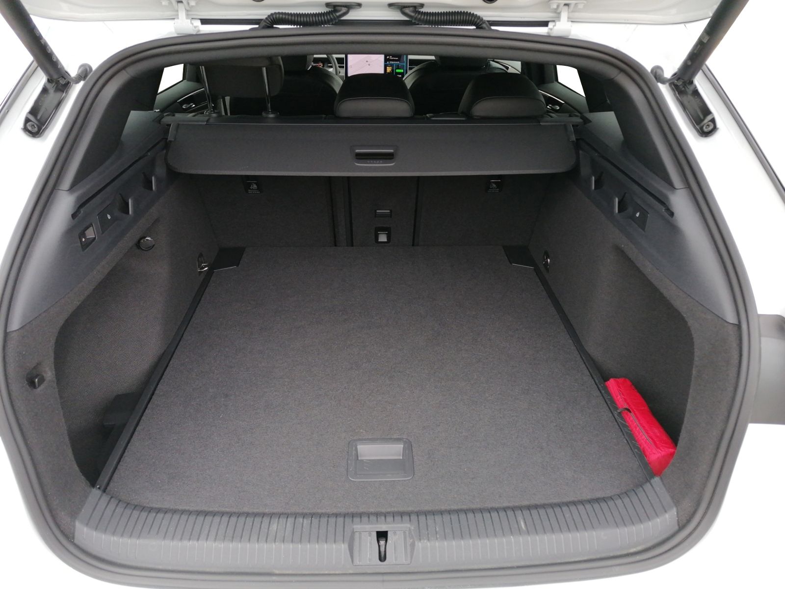 ID.7 Tourer Pro KAMERA+AHK+HEAD-UP+MATRIX