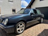 Mercedes-Benz E 220 CDI ELEGANCE Elegance - Mercedes-Benz E 220 aus 2001
