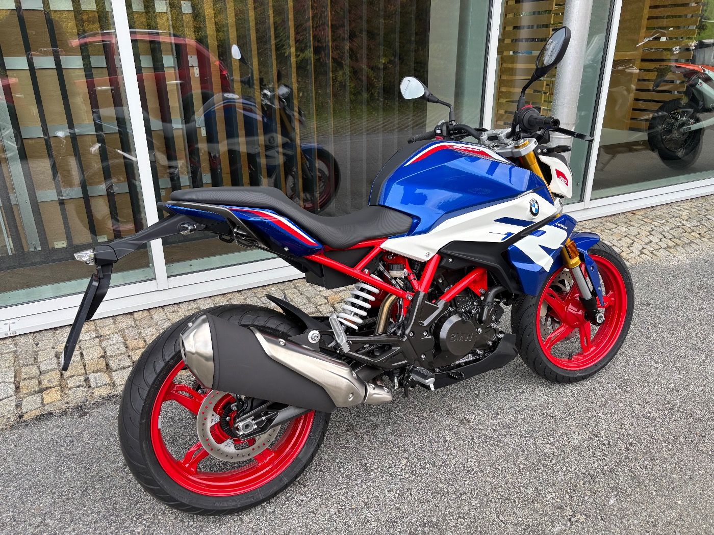 Fahrzeugabbildung BMW G 310 R Style Sport mehr Farben lagernd