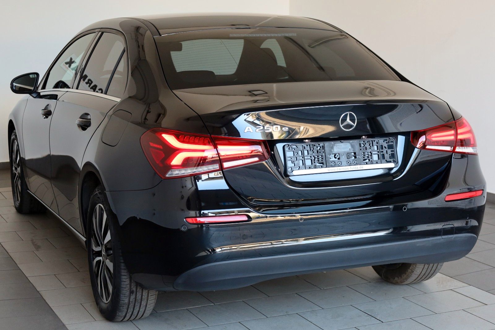 Fahrzeugabbildung Mercedes-Benz A 250 e Style Limo., T.Leder, Navi, LED, Kamera