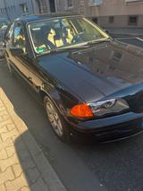 BMW e46 318i - BMW 318 aus 2000: 318i