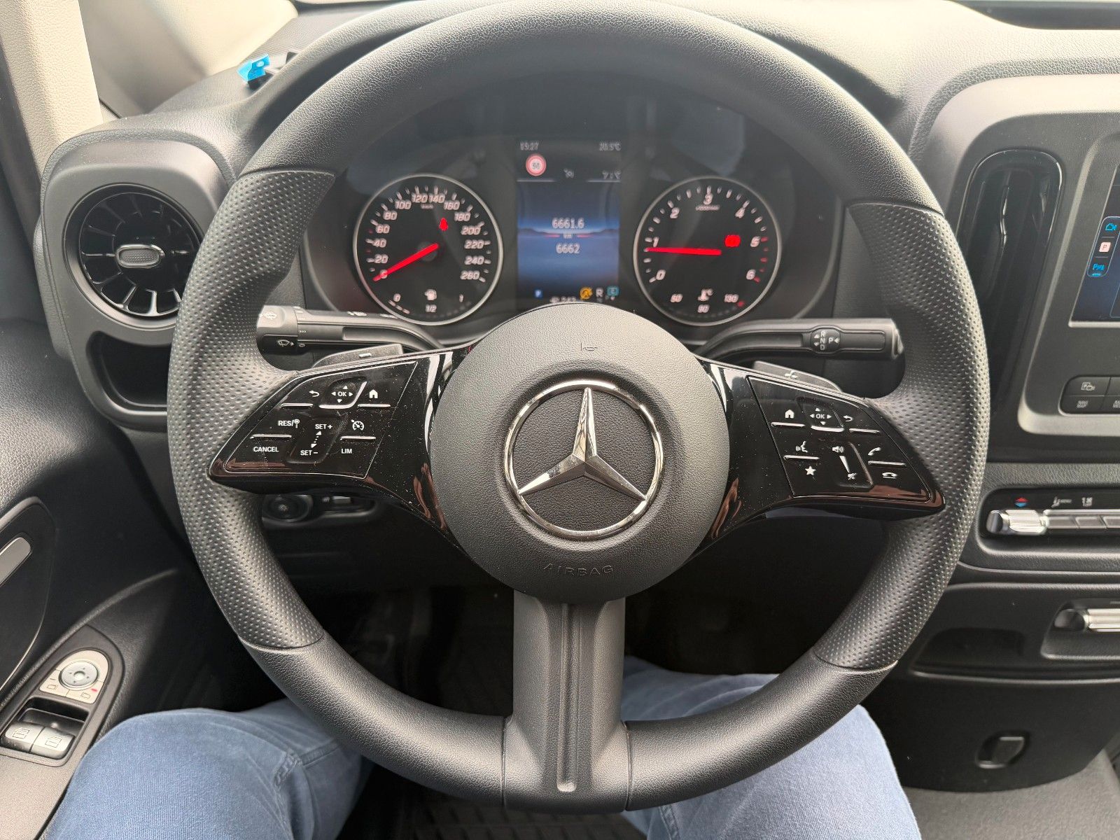 Fahrzeugabbildung Mercedes-Benz Vito 116 CDI 9G Extral Klima Kamera LED
