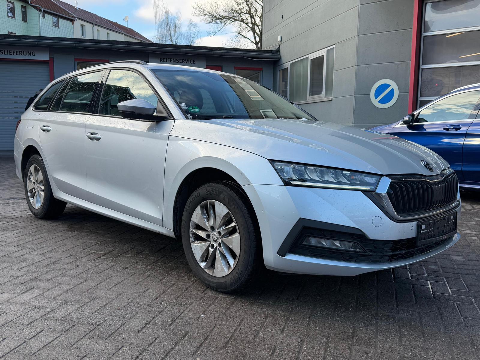 Skoda Octavia 2.0 TDI Ambition LED+SHZ+AHK+CARPLAY+DAB