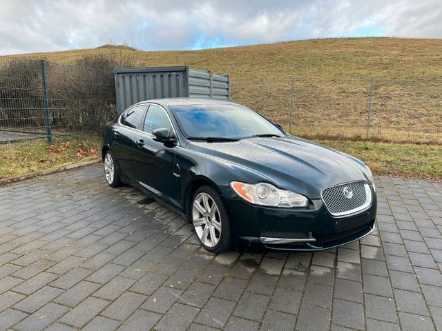 Jaguar XF 2.7 V6 Diesel Premium Luxury*Xenon*Schiebe*